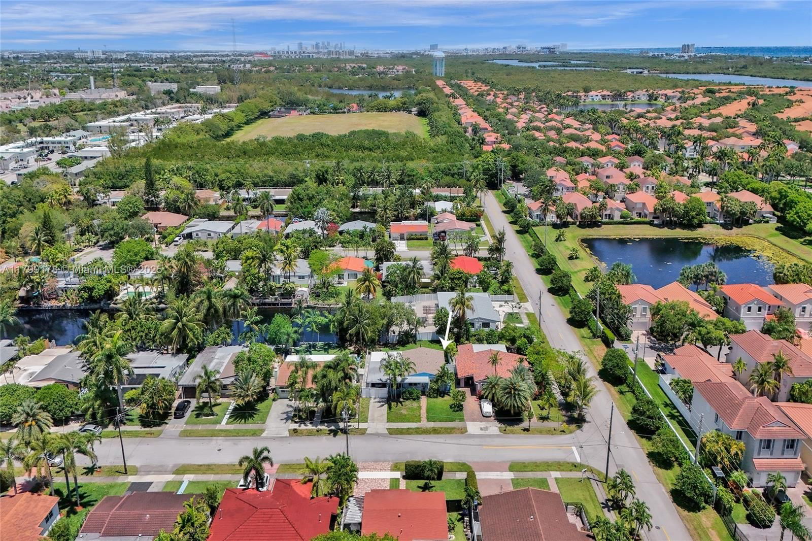 Real estate property located at 1155 Hayes St, Broward, Look Homesites No 4, Hollywood, FL