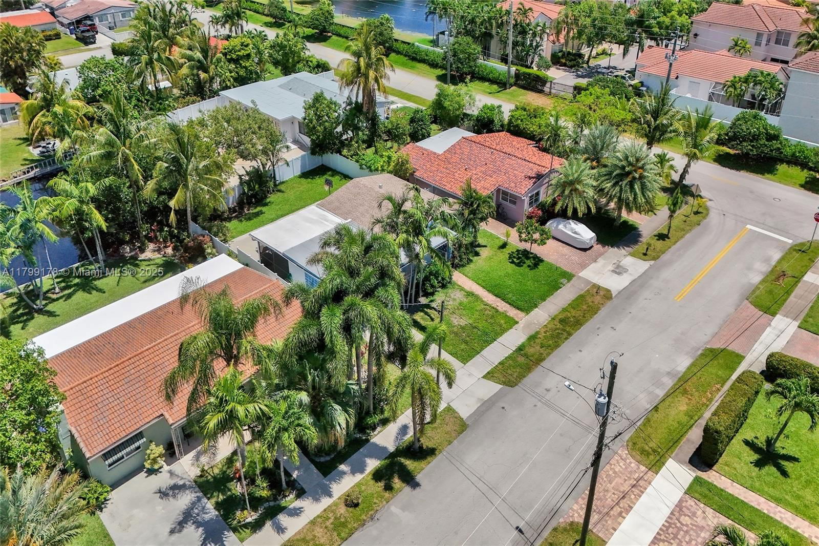 Real estate property located at 1155 Hayes St, Broward, Look Homesites No 4, Hollywood, FL