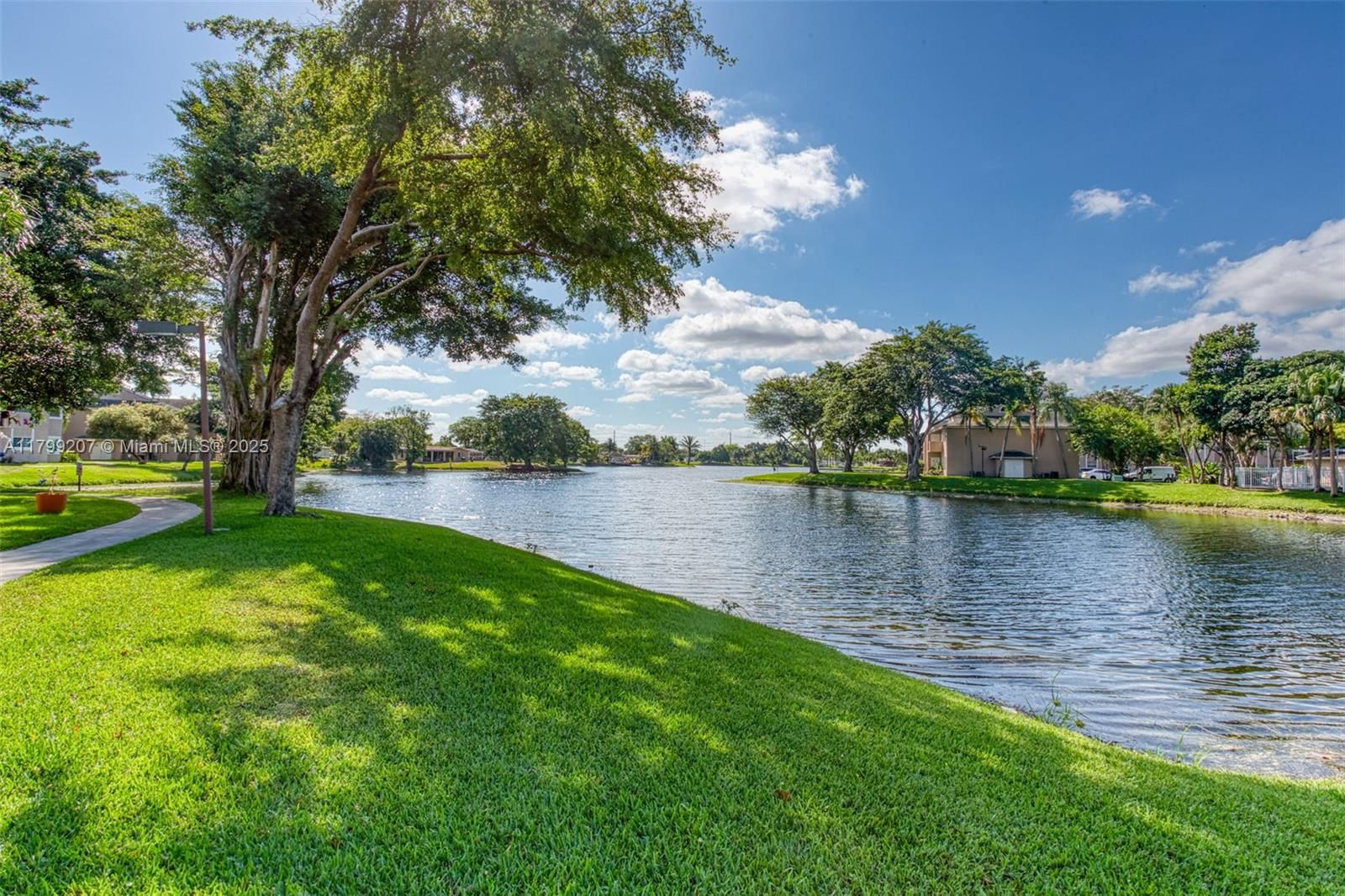 Real estate property located at 2301 96th Ter #16C, Broward, Reflections At Pembroke P, Pembroke Pines, FL