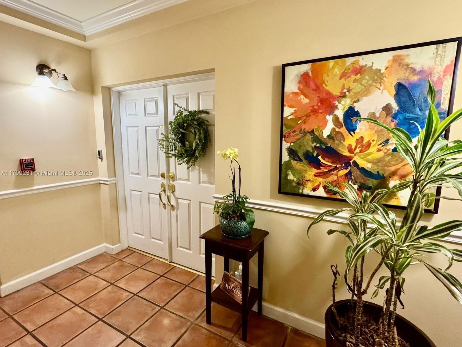 Real estate property located at 1400 Salzedo St #208, Miami-dade, La Hacienda In The Gables, Coral Gables, FL