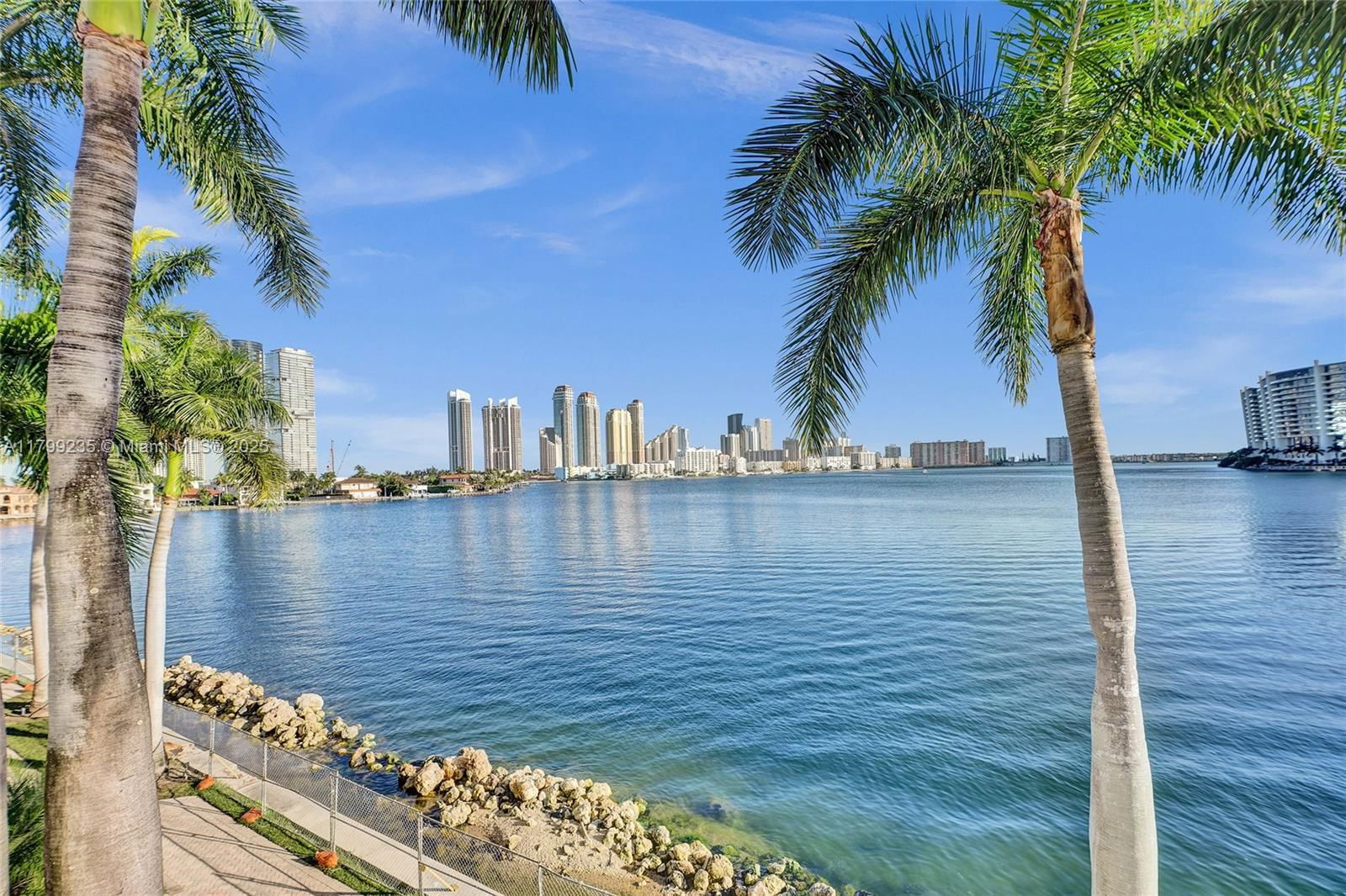 Real estate property located at 3400 192nd St PH11, Miami-dade, Mystic Pointe Tower 600 C, Aventura, FL