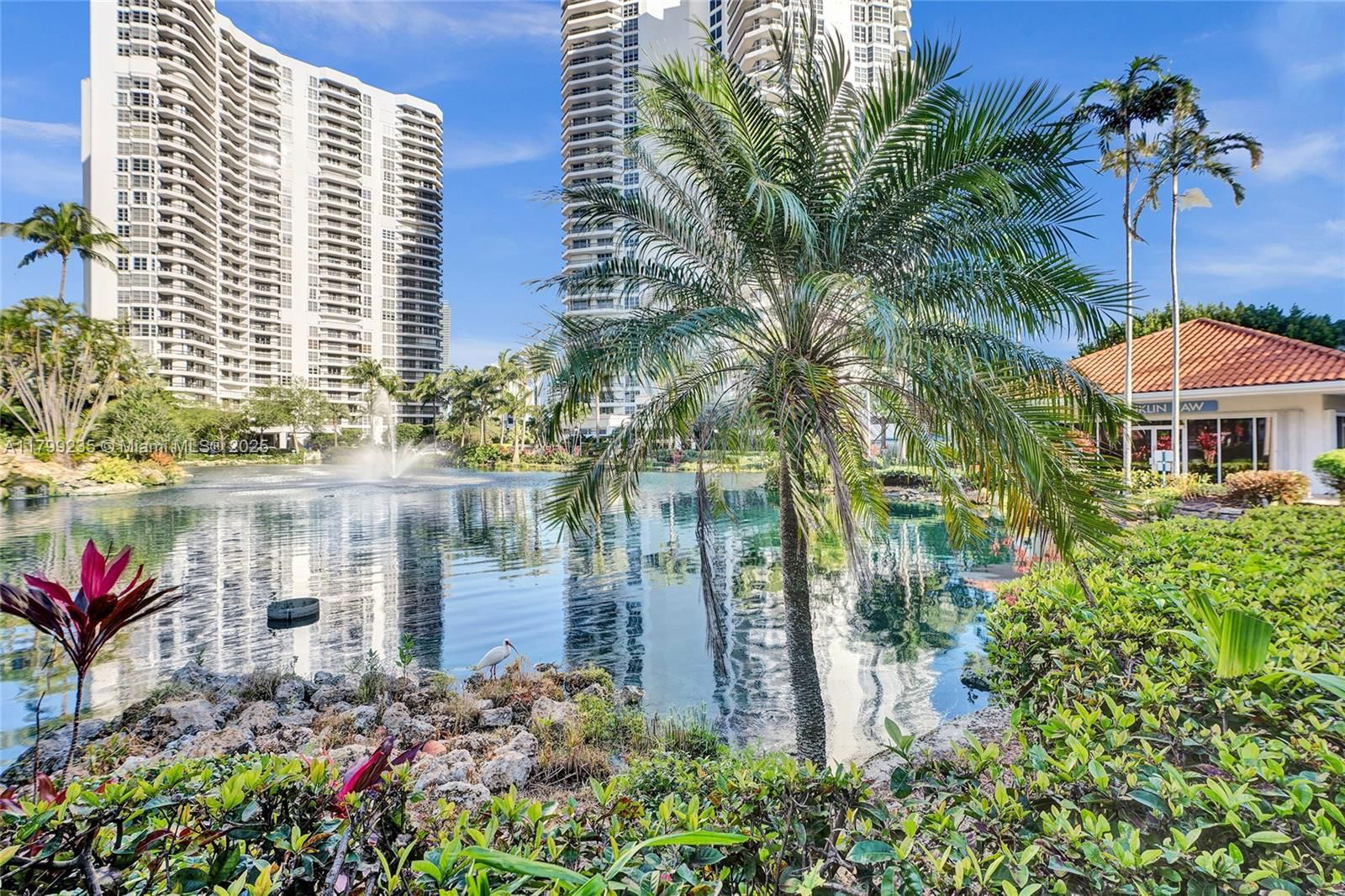 Real estate property located at 3400 192nd St PH11, Miami-dade, Mystic Pointe Tower 600 C, Aventura, FL