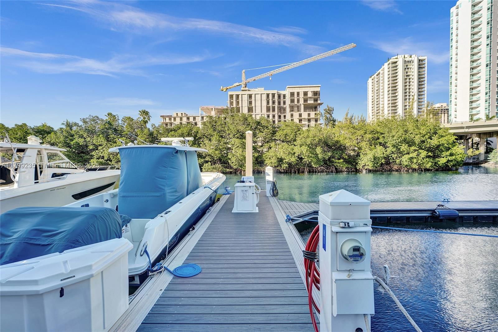 Real estate property located at 3400 192nd St PH11, Miami-dade, Mystic Pointe Tower 600 C, Aventura, FL