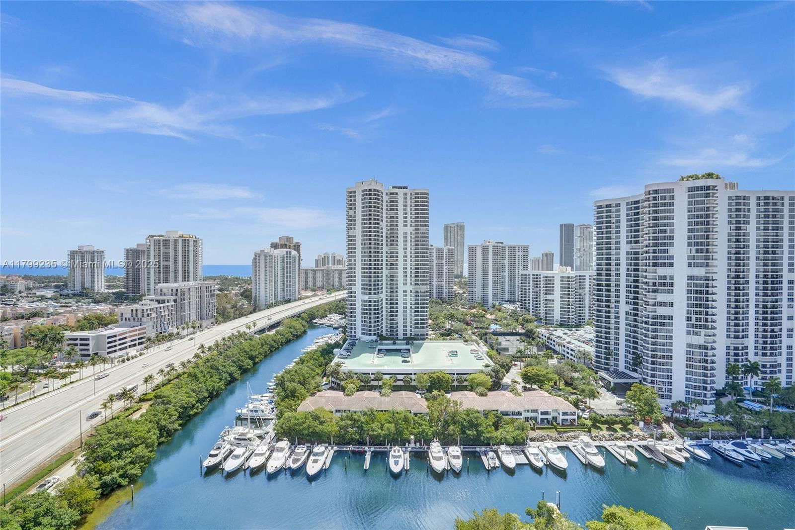 Real estate property located at 3400 192nd St PH11, Miami-dade, Mystic Pointe Tower 600 C, Aventura, FL