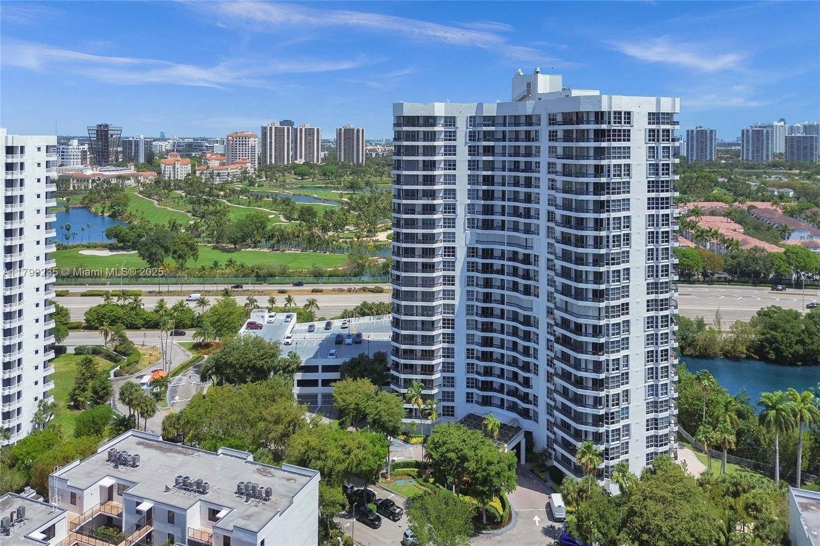 Real estate property located at 3400 192nd St PH11, Miami-dade, Mystic Pointe Tower 600 C, Aventura, FL
