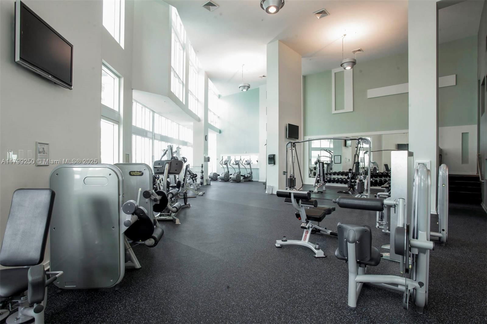 Real estate property located at 1900 Bayshore Dr #2519, Miami-dade, Quantum On The Bay Condo, Miami, FL