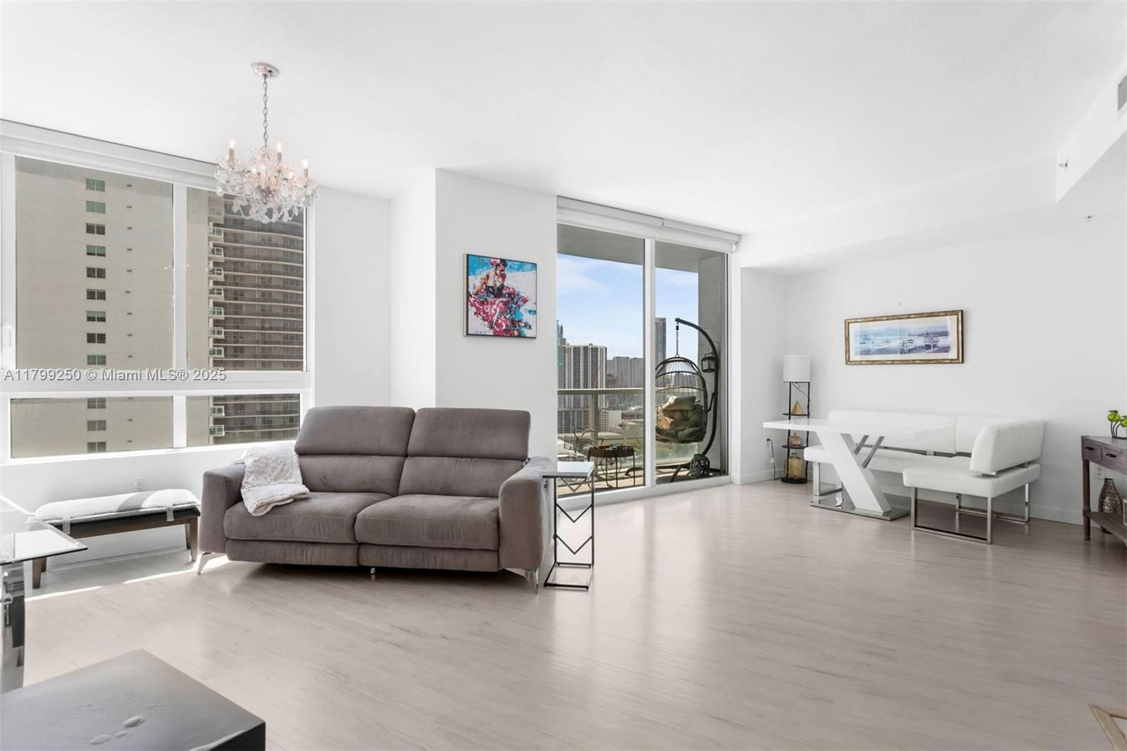 Real estate property located at 1900 Bayshore Dr #2519, Miami-dade, Quantum On The Bay Condo, Miami, FL