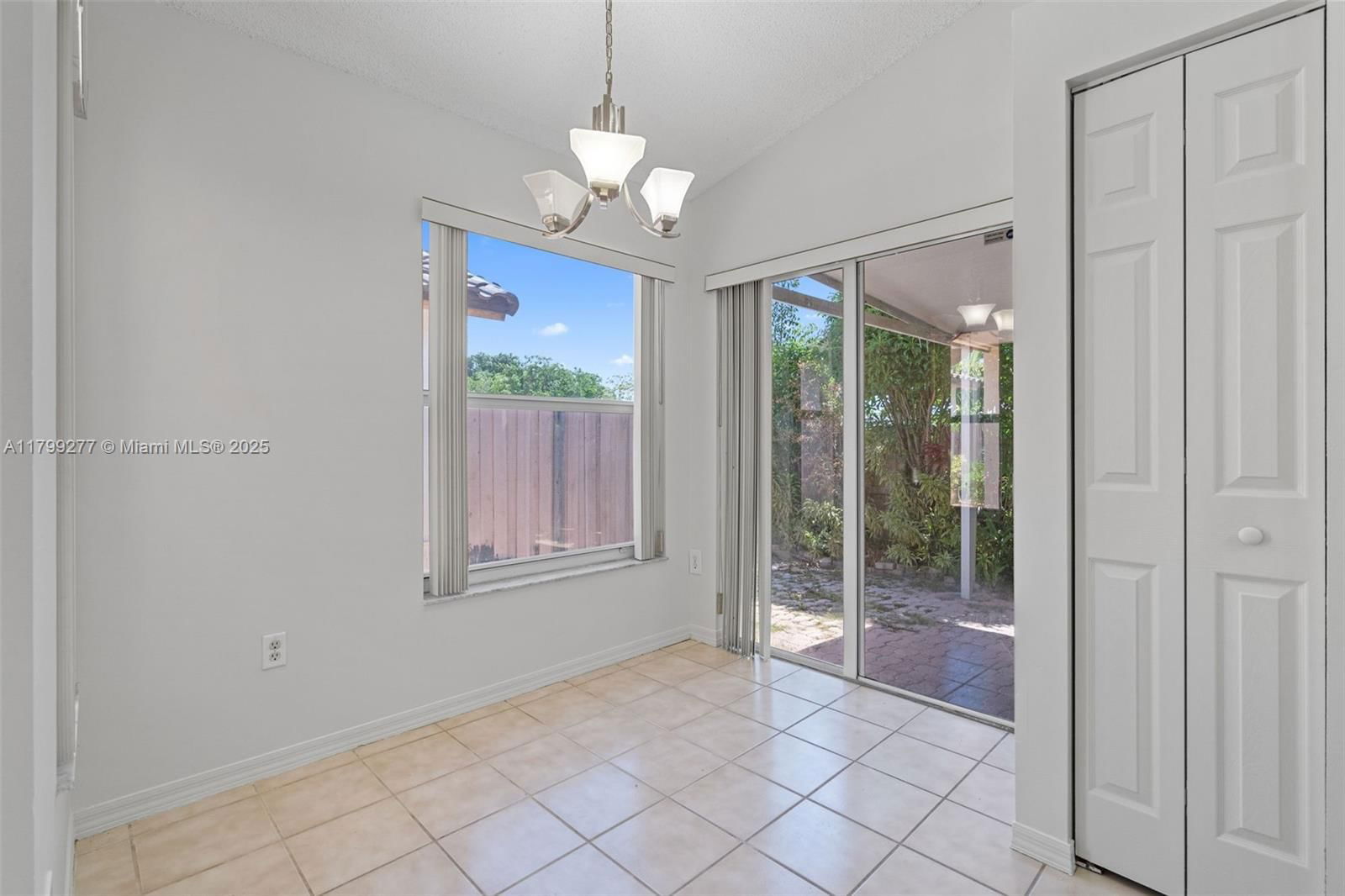 Real estate property located at 14202 151st Ct, Miami-dade, Brightons Meadow Trace, Miami, FL