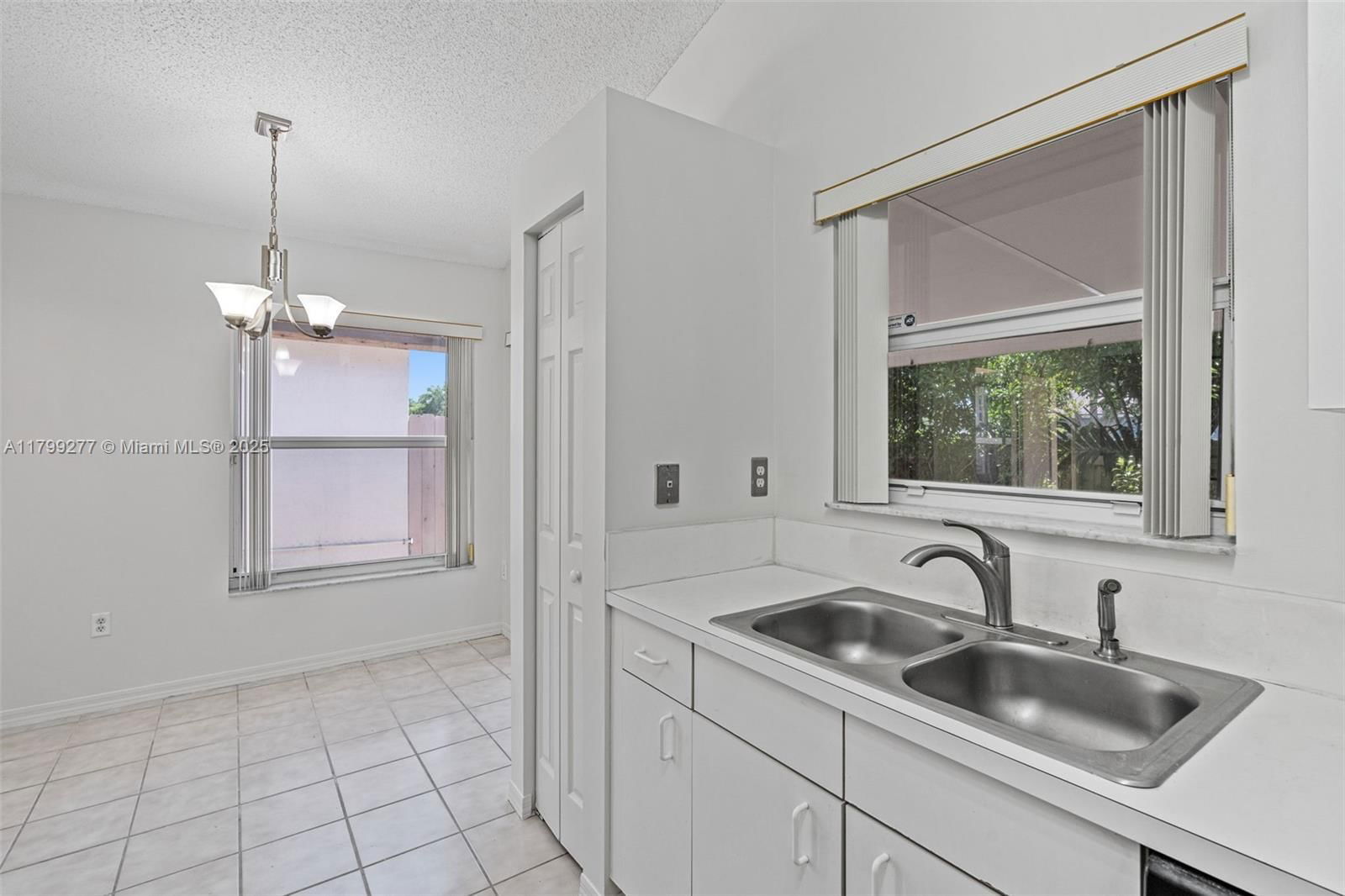 Real estate property located at 14202 151st Ct, Miami-dade, Brightons Meadow Trace, Miami, FL