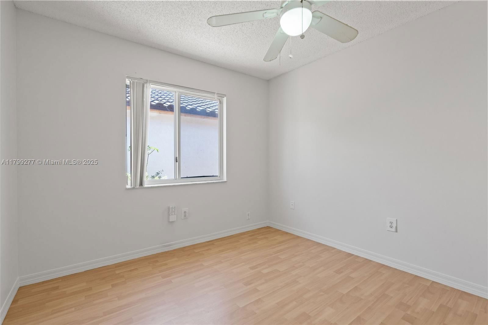 Real estate property located at 14202 151st Ct, Miami-dade, Brightons Meadow Trace, Miami, FL