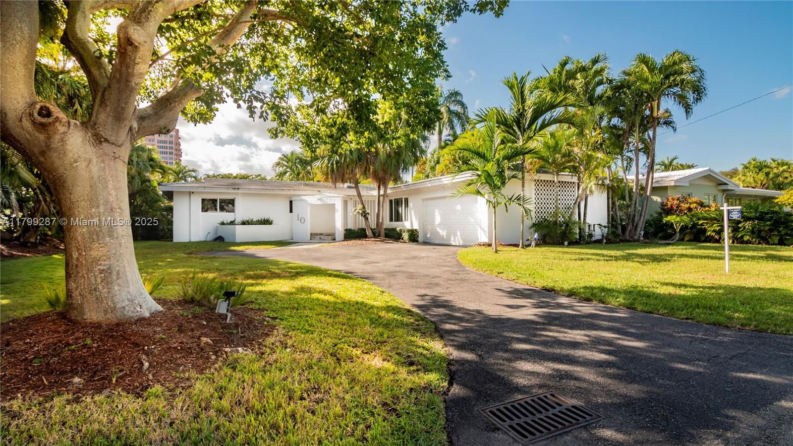 Real estate property located at 10 Prospect Dr, Miami-dade, Sans Souci Rev & Amd, Coral Gables, FL