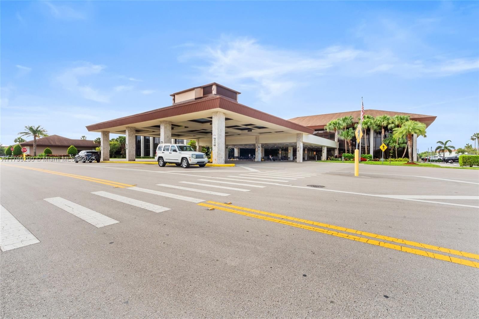Real estate property located at 12501 14th St #108R, Broward, Cambridge At Century Vill, Pembroke Pines, FL