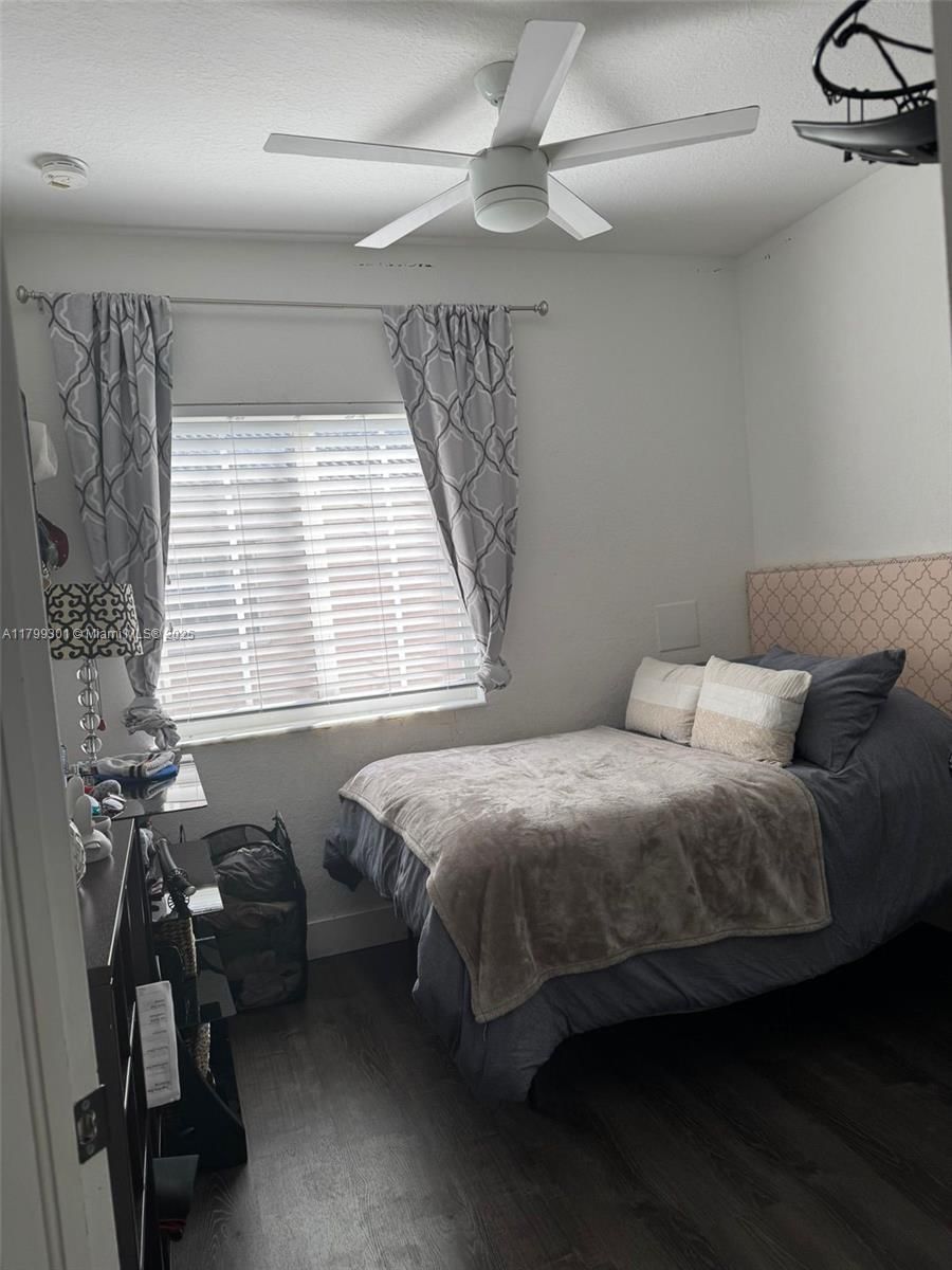 Real estate property located at 5640 115th Ct #204, Miami-dade, Las Brisas At Doral Condo, Doral, FL