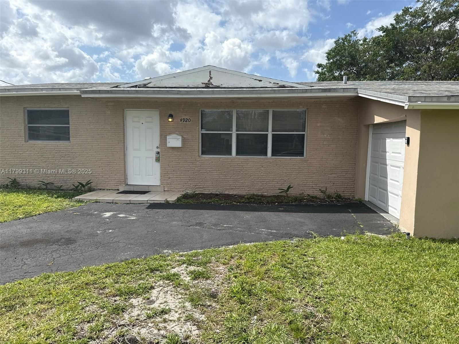 Real estate property located at 4920 11th St, Broward, Flair Subdivision No 1, Lauderhill, FL