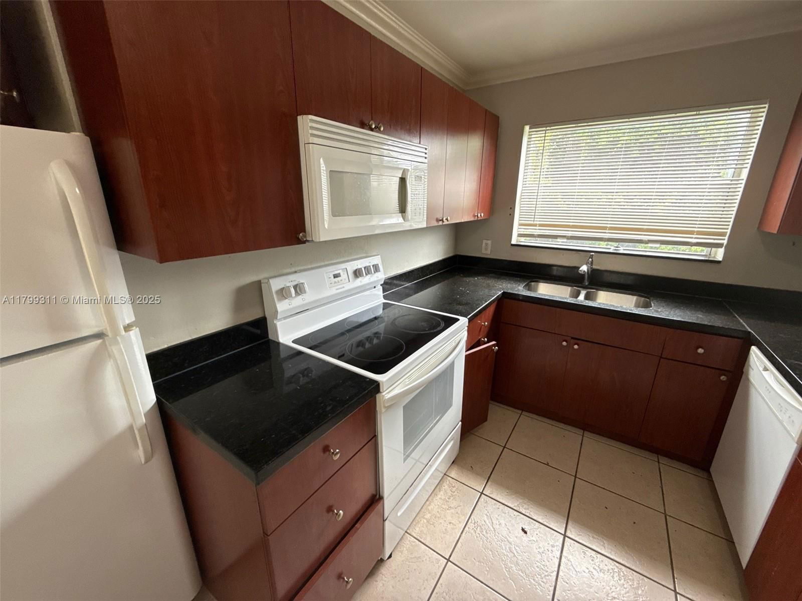 Real estate property located at 4920 11th St, Broward, Flair Subdivision No 1, Lauderhill, FL