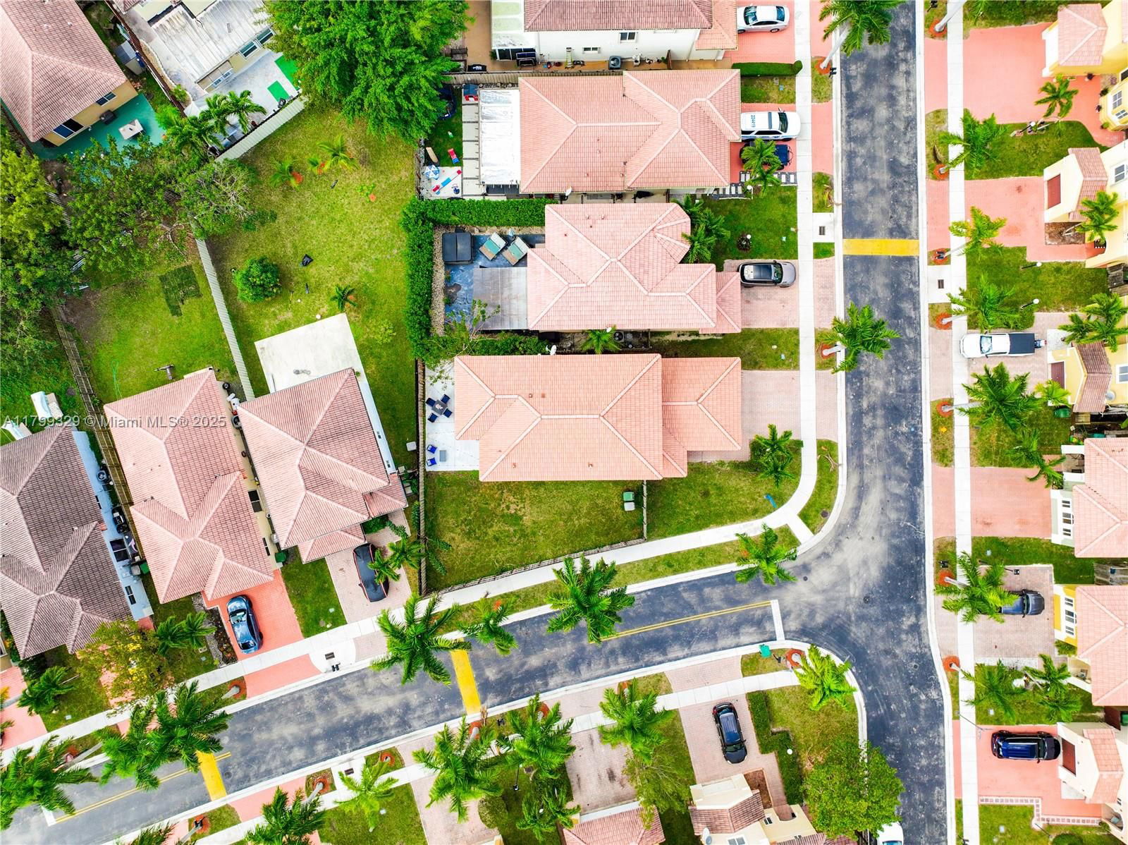 Real estate property located at 4114 25th Ct, Miami-dade, Meghans Place, Homestead, FL
