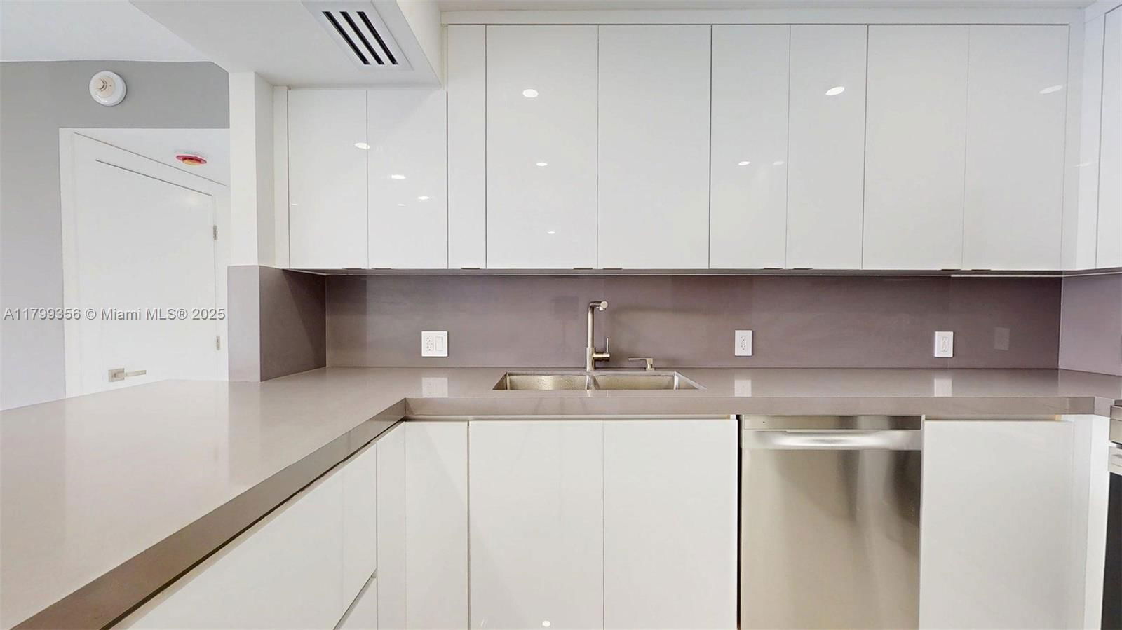 Real estate property located at 3625 Country Club Dr #609, Miami-dade, Aventura Eldorado Condo, Aventura, FL