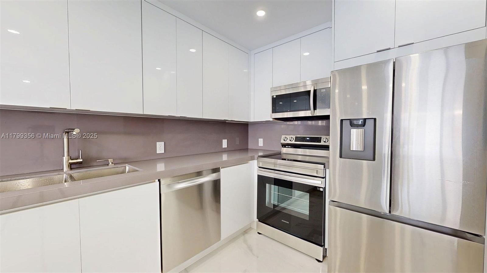 Real estate property located at 3625 Country Club Dr #609, Miami-dade, Aventura Eldorado Condo, Aventura, FL