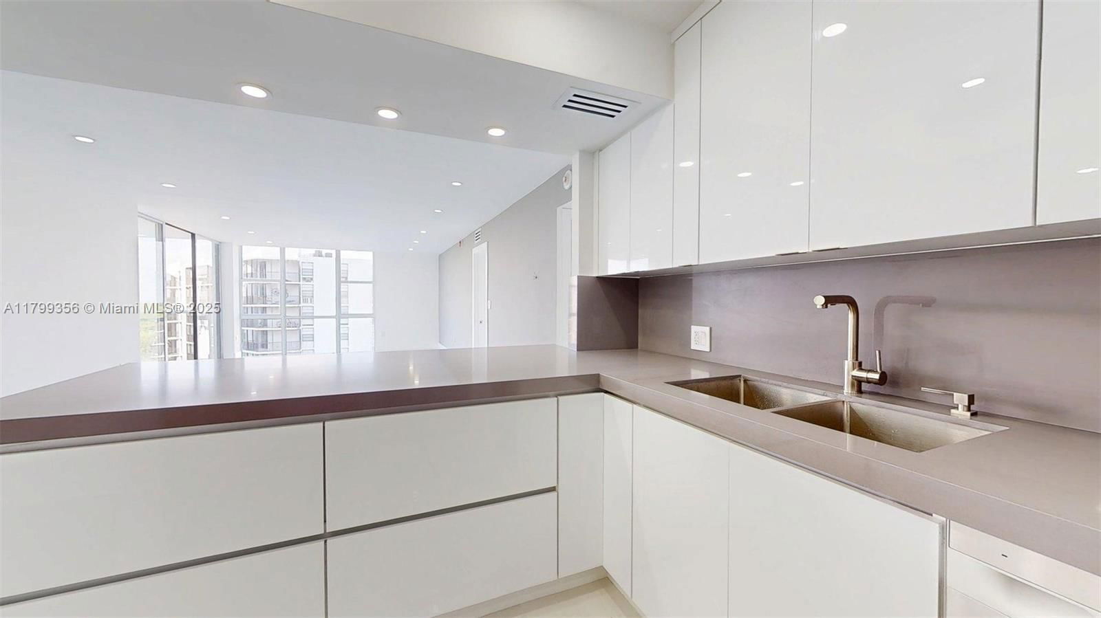 Real estate property located at 3625 Country Club Dr #609, Miami-dade, Aventura Eldorado Condo, Aventura, FL