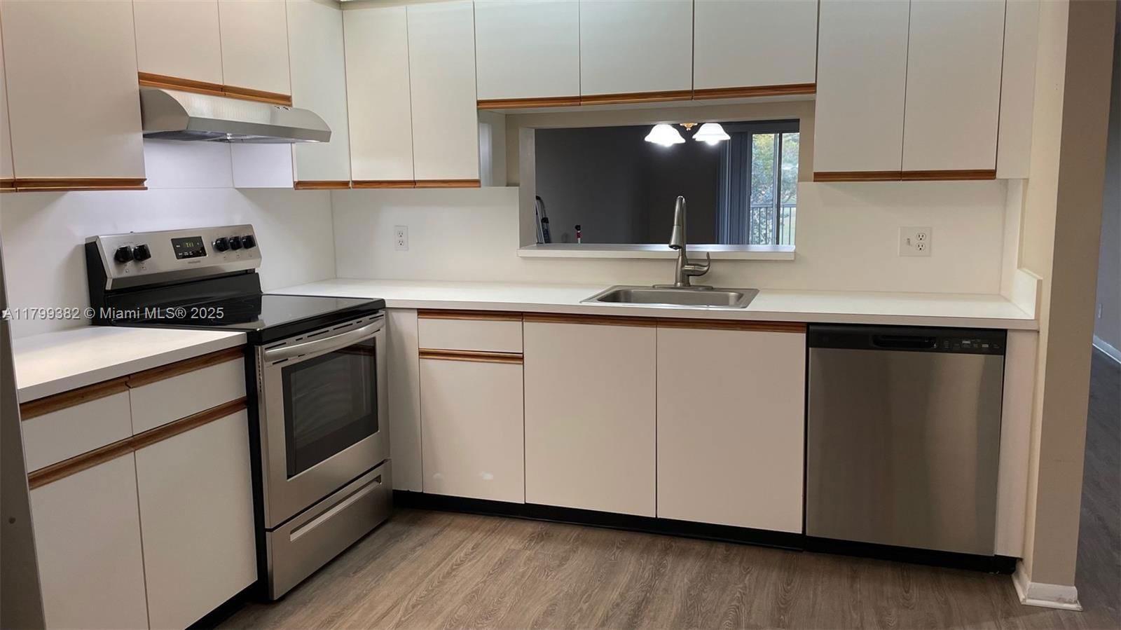 Real estate property located at 901 128th Ave #208E, Broward, Buckingham At Century Vil, Pembroke Pines, FL