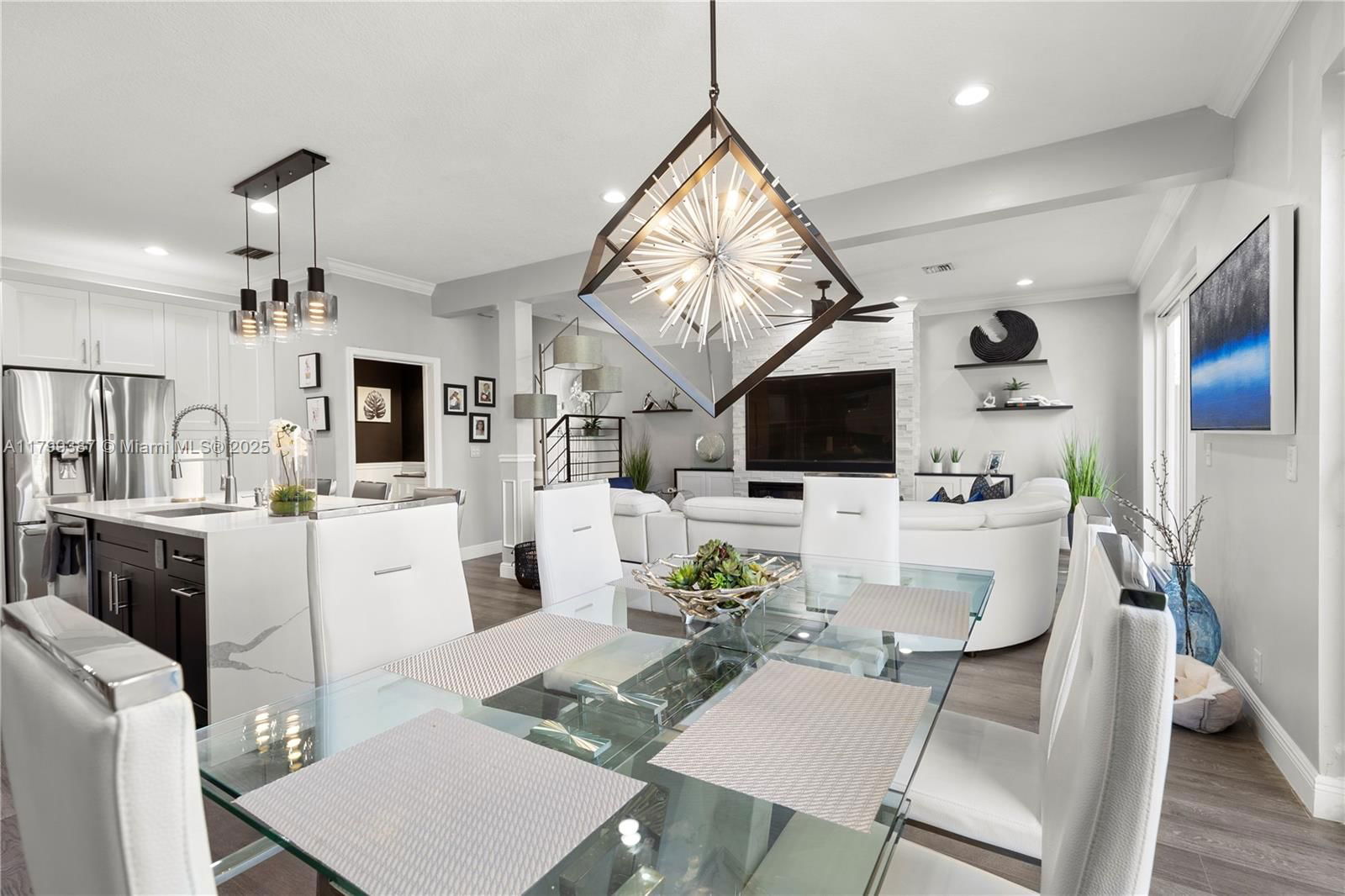 Real estate property located at 5854 Eagle Cay Cir, Broward, Regency Lakes At Coconut, Coconut Creek, FL