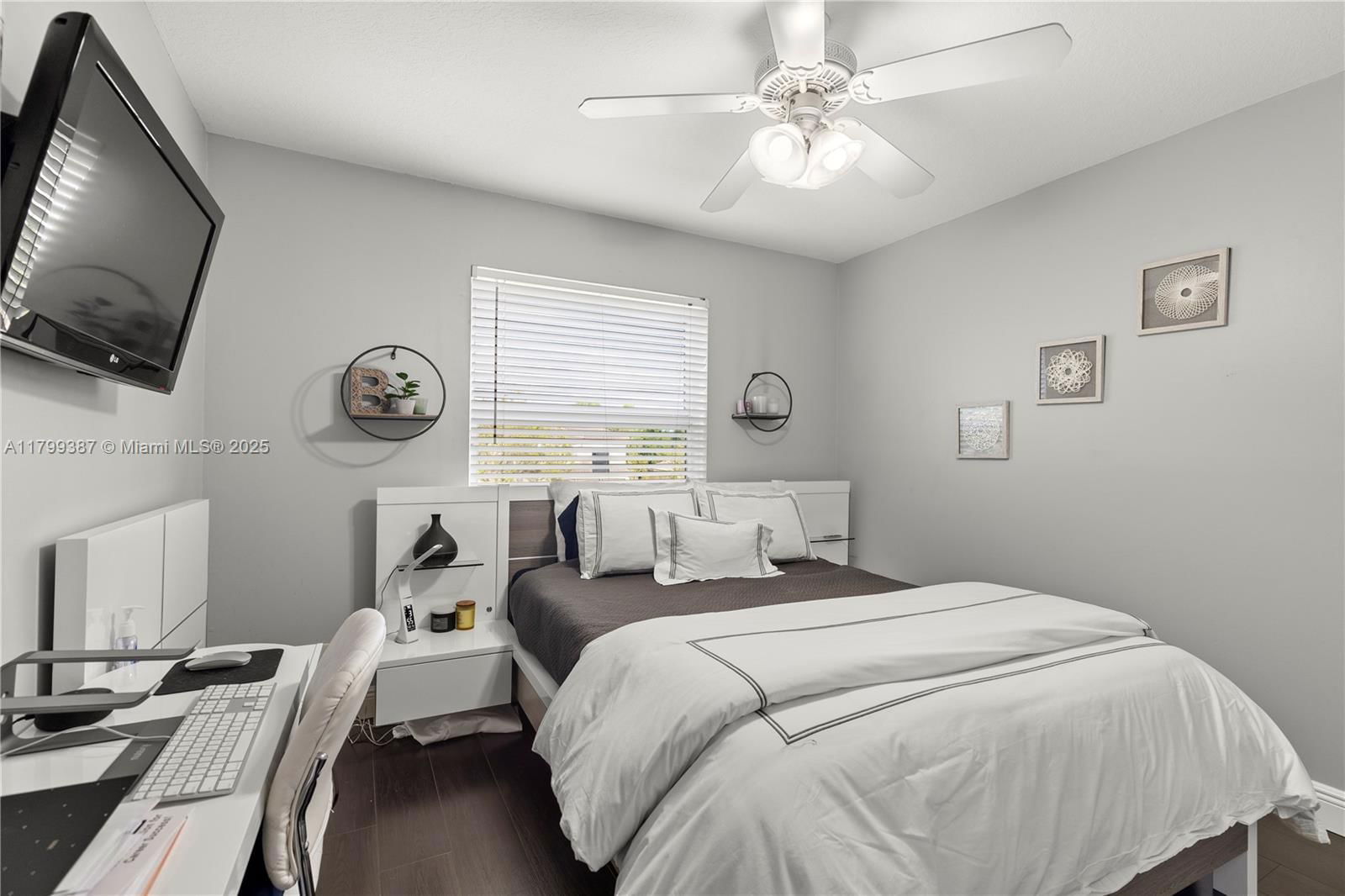 Real estate property located at 5854 Eagle Cay Cir, Broward, Regency Lakes At Coconut, Coconut Creek, FL