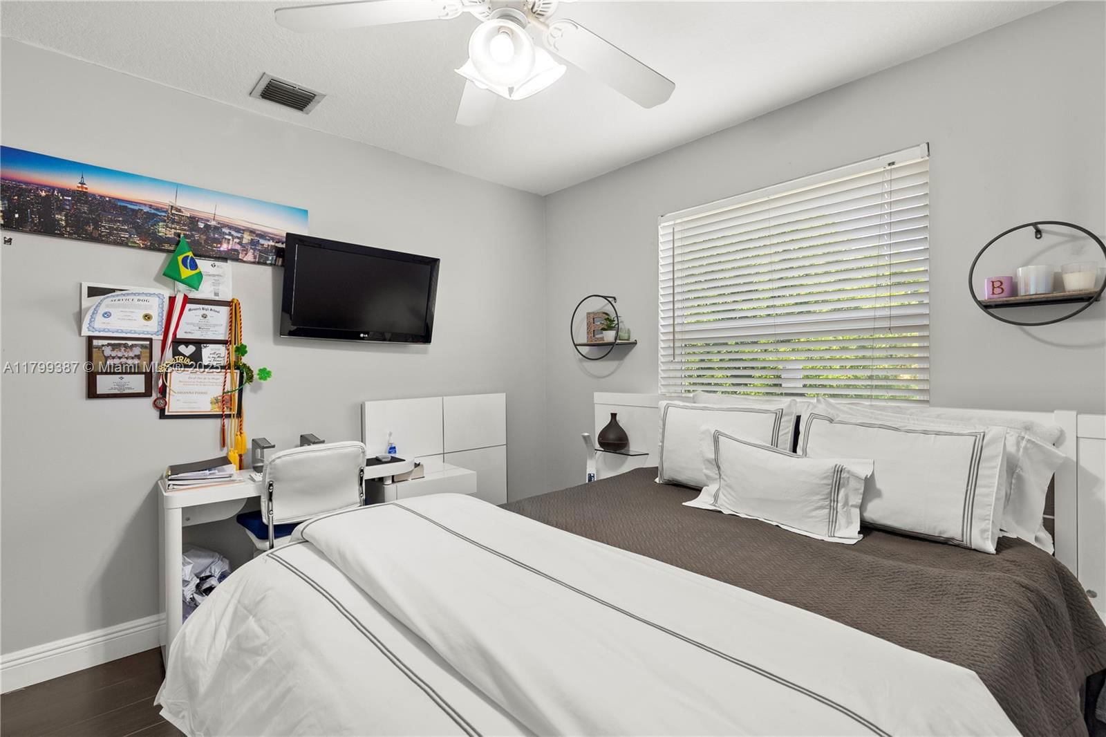 Real estate property located at 5854 Eagle Cay Cir, Broward, Regency Lakes At Coconut, Coconut Creek, FL