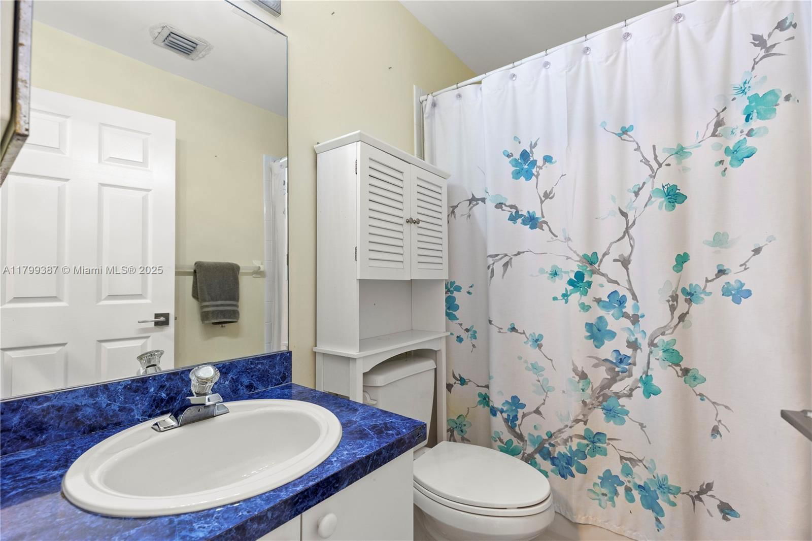Real estate property located at 5854 Eagle Cay Cir, Broward, Regency Lakes At Coconut, Coconut Creek, FL