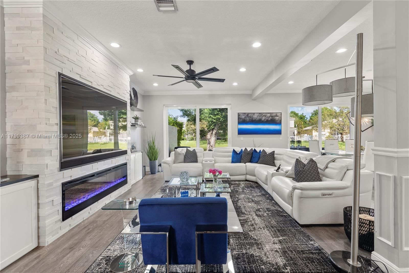 Real estate property located at 5854 Eagle Cay Cir, Broward, Regency Lakes At Coconut, Coconut Creek, FL