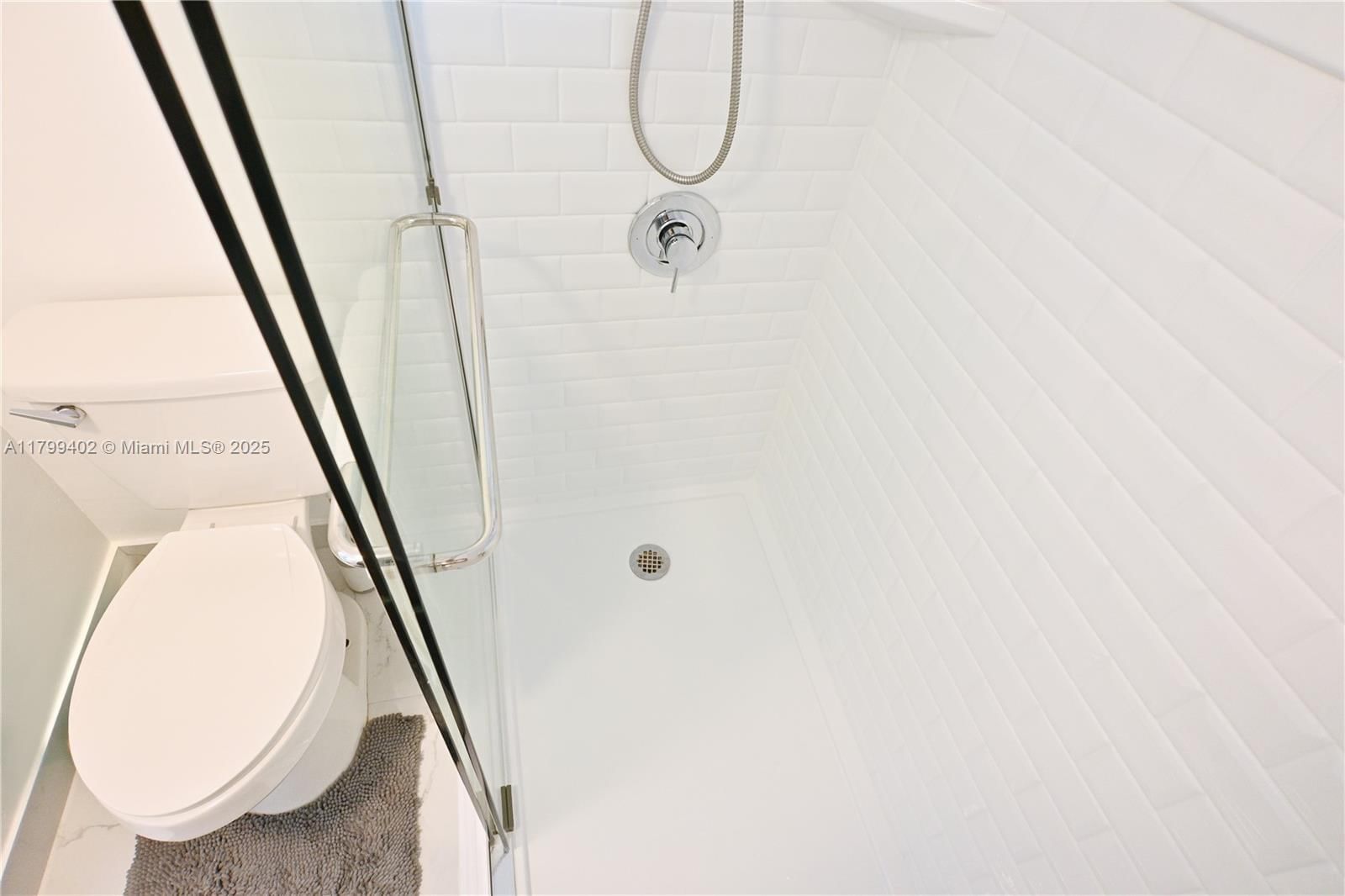 Real estate property located at 947 Lenox Ave #504, Miami-dade, Lenox View Condominium, Miami Beach, FL