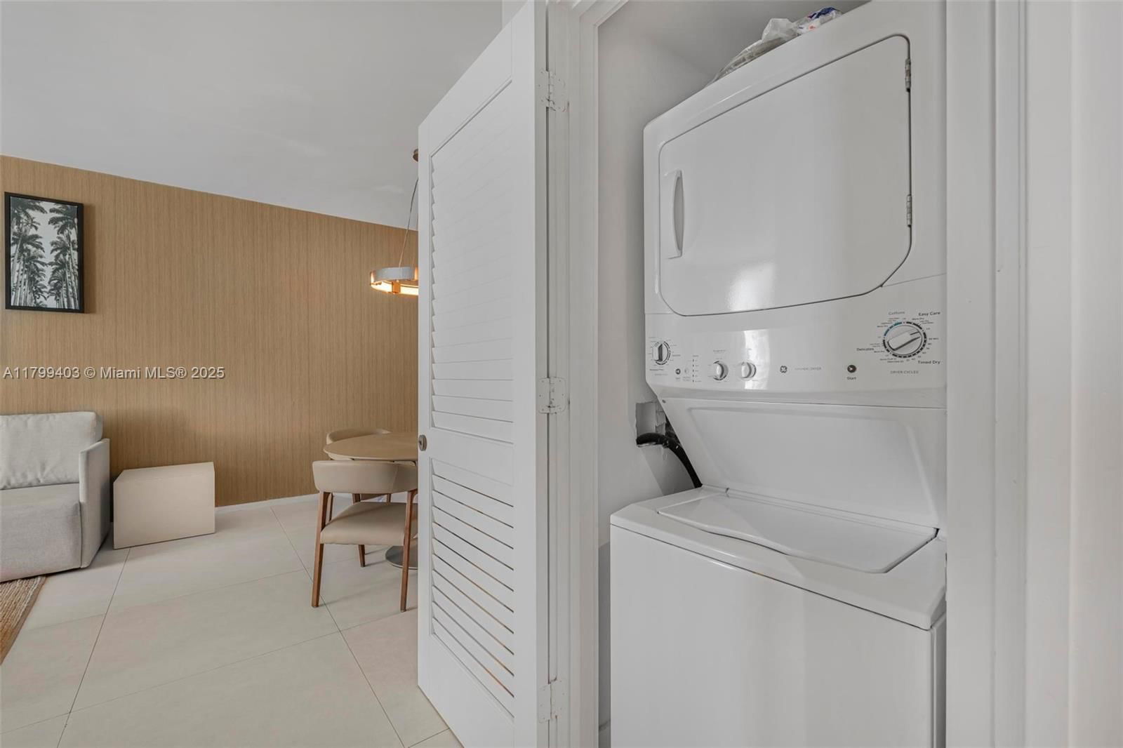Real estate property located at 4111 Ocean Dr #2409, Broward, 4111 South Ocean Drive Co, Hollywood, FL
