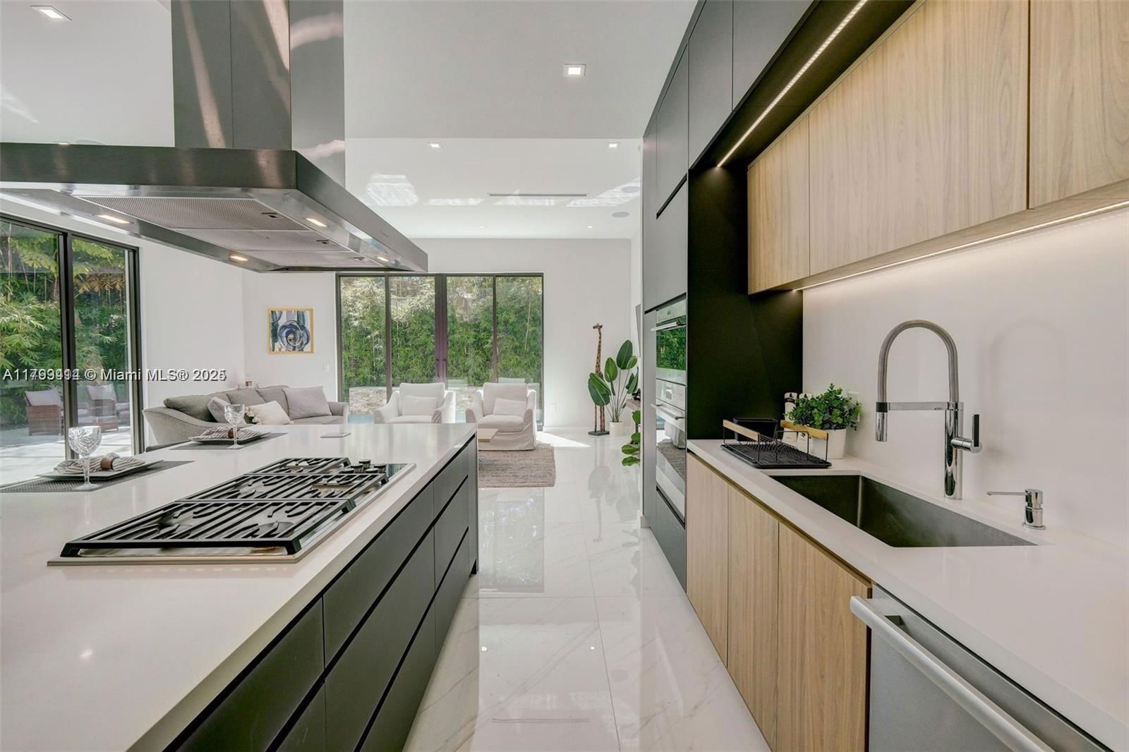 Real estate property located at 1780 CHUCUNANTAH RD, Miami-dade, Sunshine Fruits Co, Miami, FL