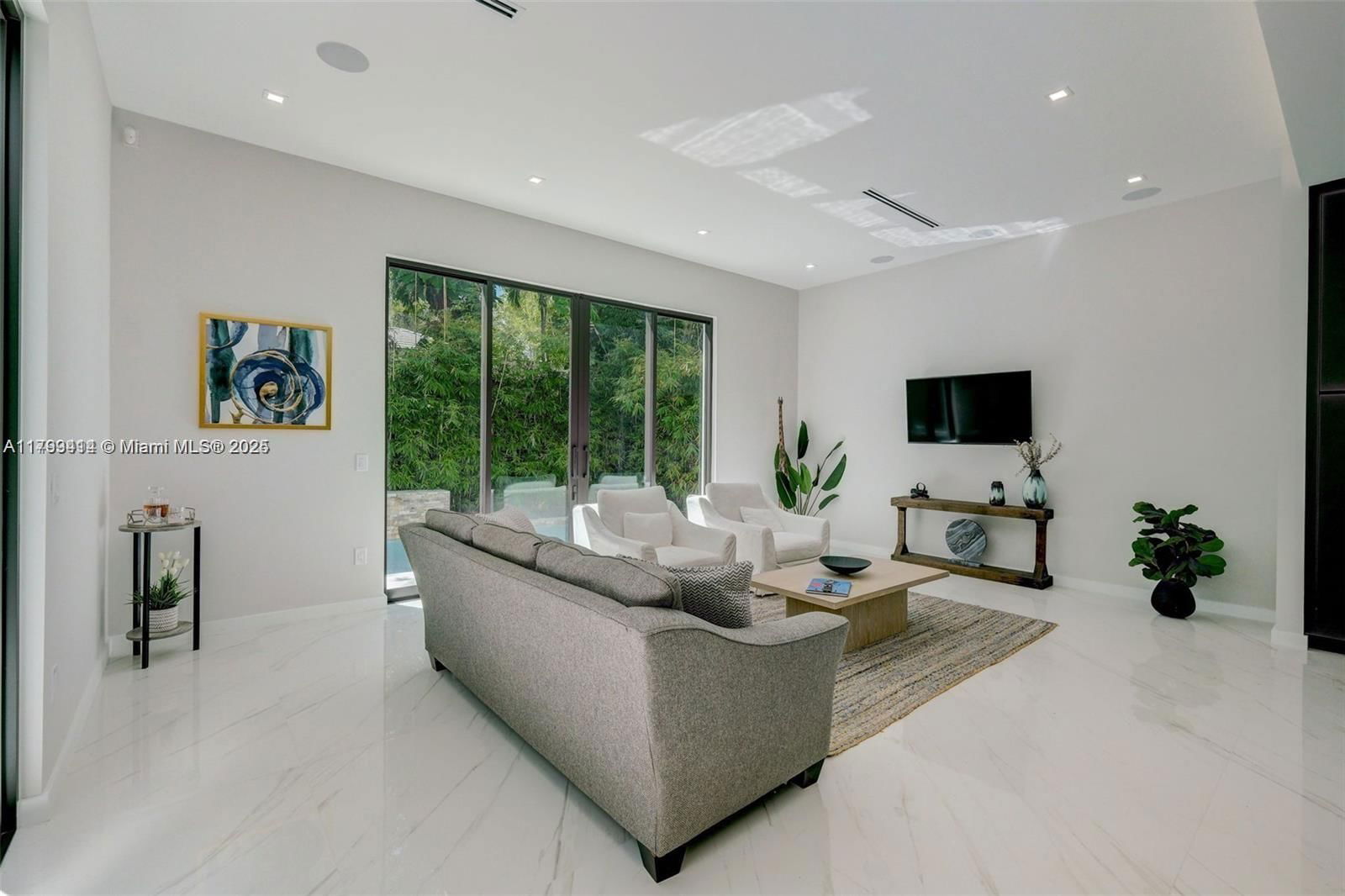 Real estate property located at 1780 CHUCUNANTAH RD, Miami-dade, Sunshine Fruits Co, Miami, FL
