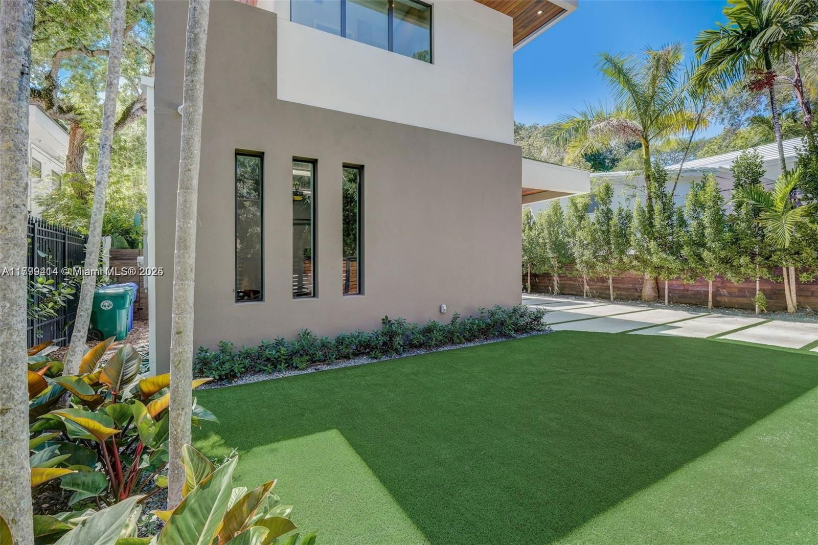 Real estate property located at 1780 CHUCUNANTAH RD, Miami-dade, Sunshine Fruits Co, Miami, FL
