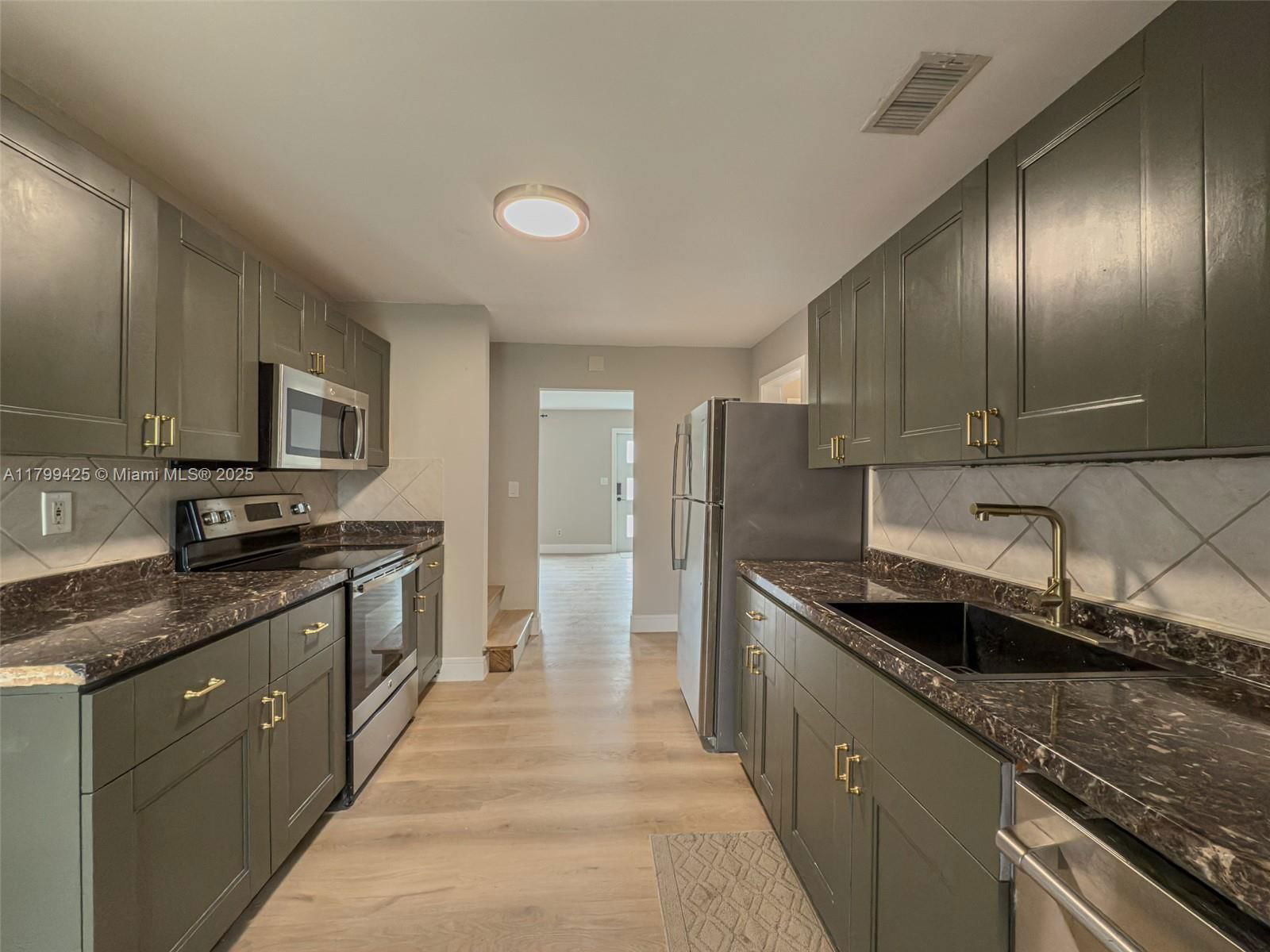 Real estate property located at 1813 10th St, Broward, Riverside Park, Fort Lauderdale, FL