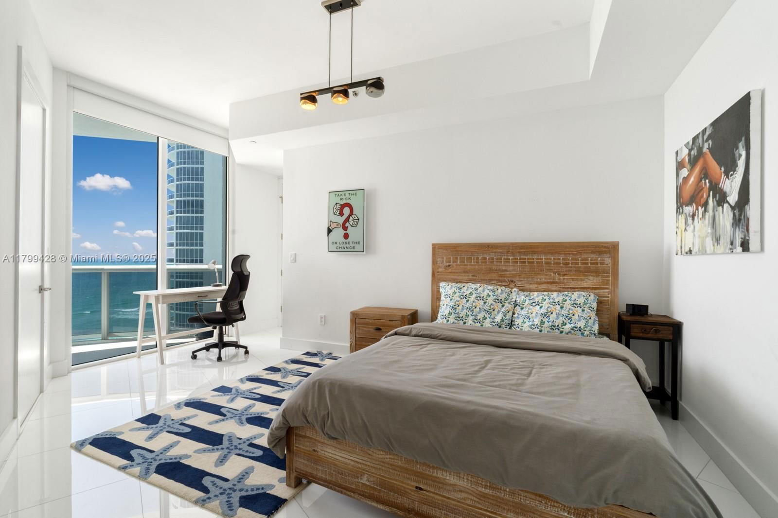 Real estate property located at 15901 Collins Ave #1207, Miami-dade, Tdr Tower Ii Condo, Sunny Isles Beach, FL