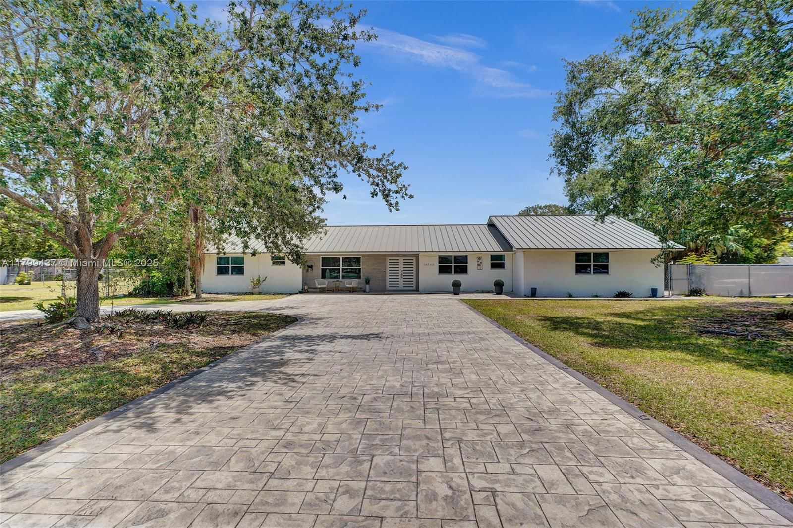 Real estate property located at 16760 296th St, Miami-dade, Oberley Sub, Homestead, FL