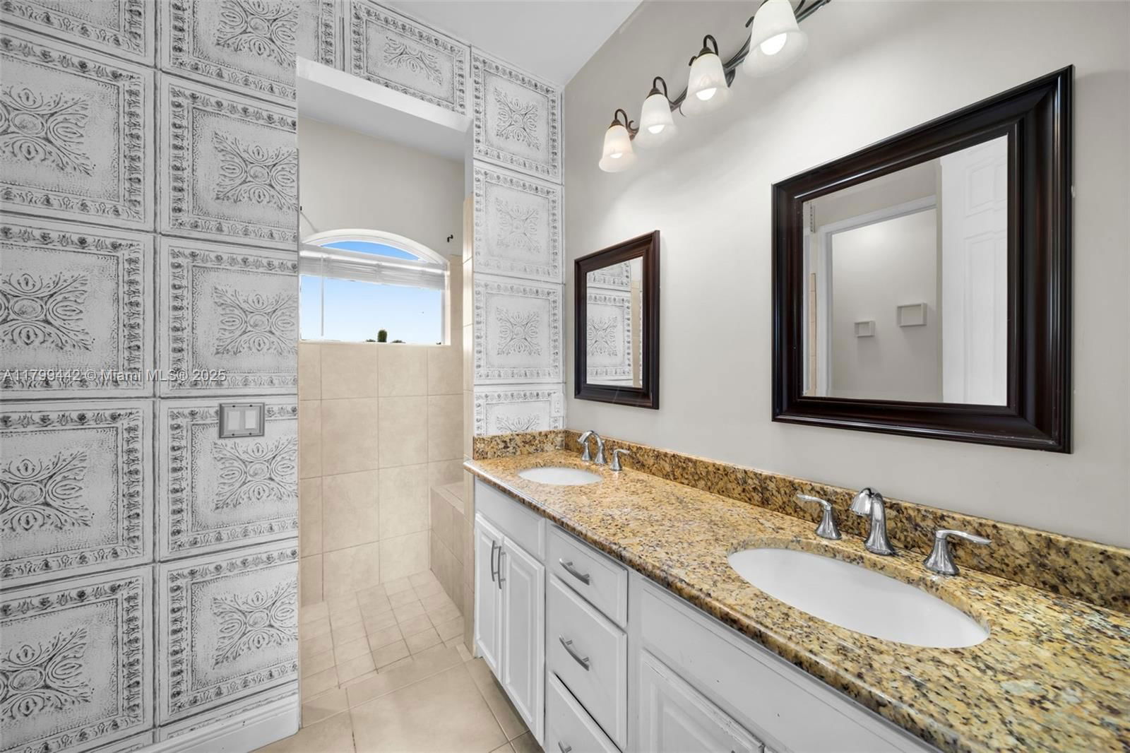 Real estate property located at 3326 8TH ST, Lee, Cape Coral, Cape Coral, FL