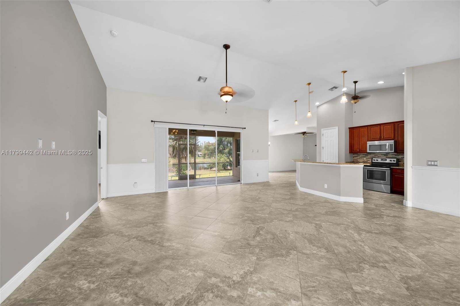 Real estate property located at 3326 8TH ST, Lee, Cape Coral, Cape Coral, FL