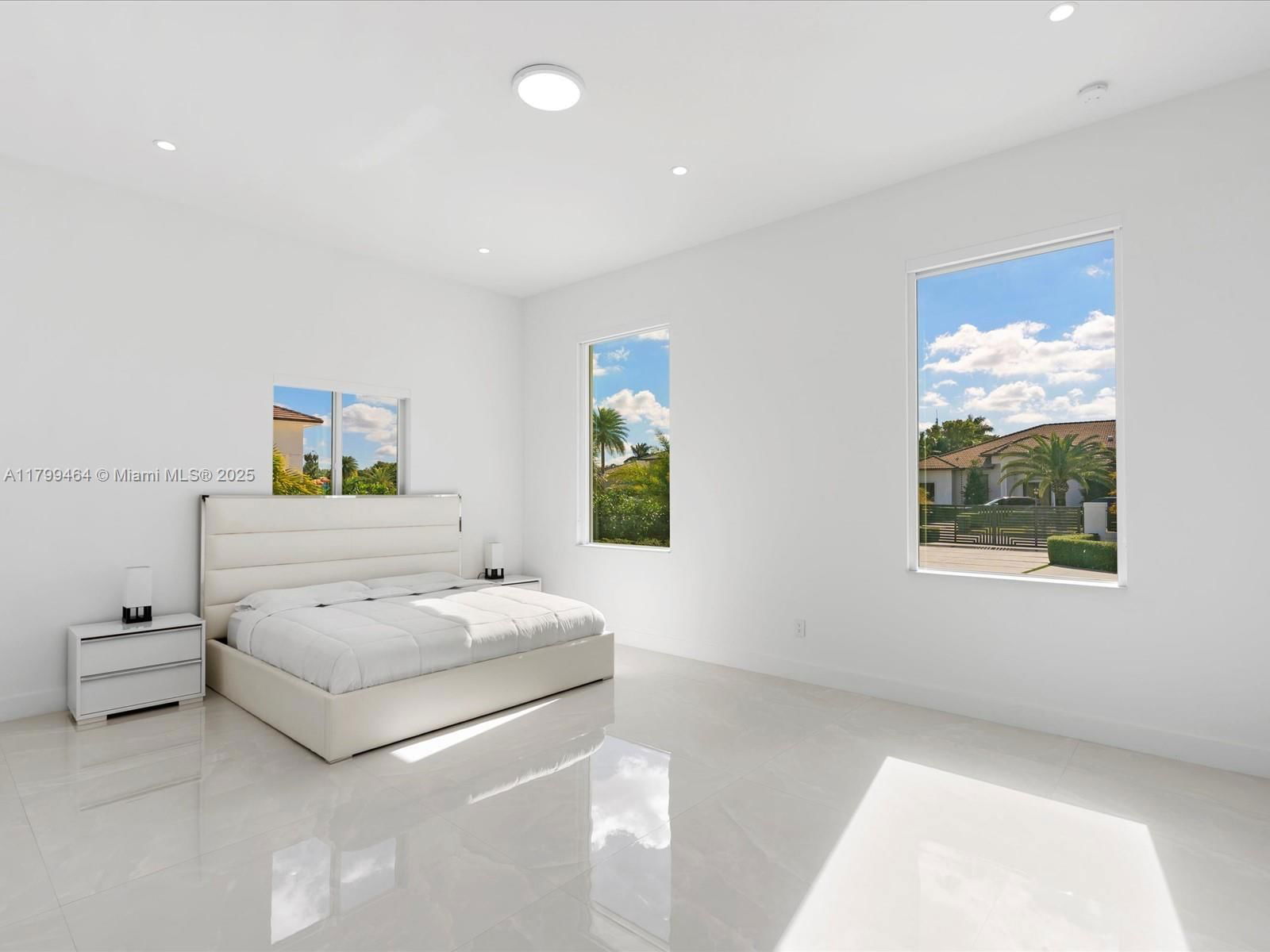 Real estate property located at 9781 131st St, Miami-dade, Florida Fruit Lands Co Su, Hialeah Gardens, FL