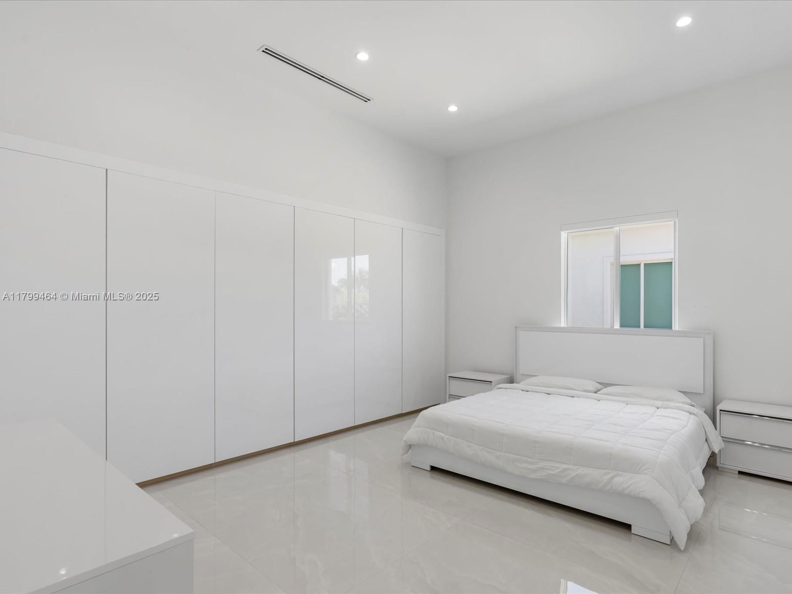 Real estate property located at 9781 131st St, Miami-dade, Florida Fruit Lands Co Su, Hialeah Gardens, FL