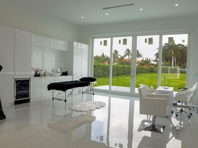 Real estate property located at 9781 131st St, Miami-dade, Florida Fruit Lands Co Su, Hialeah Gardens, FL