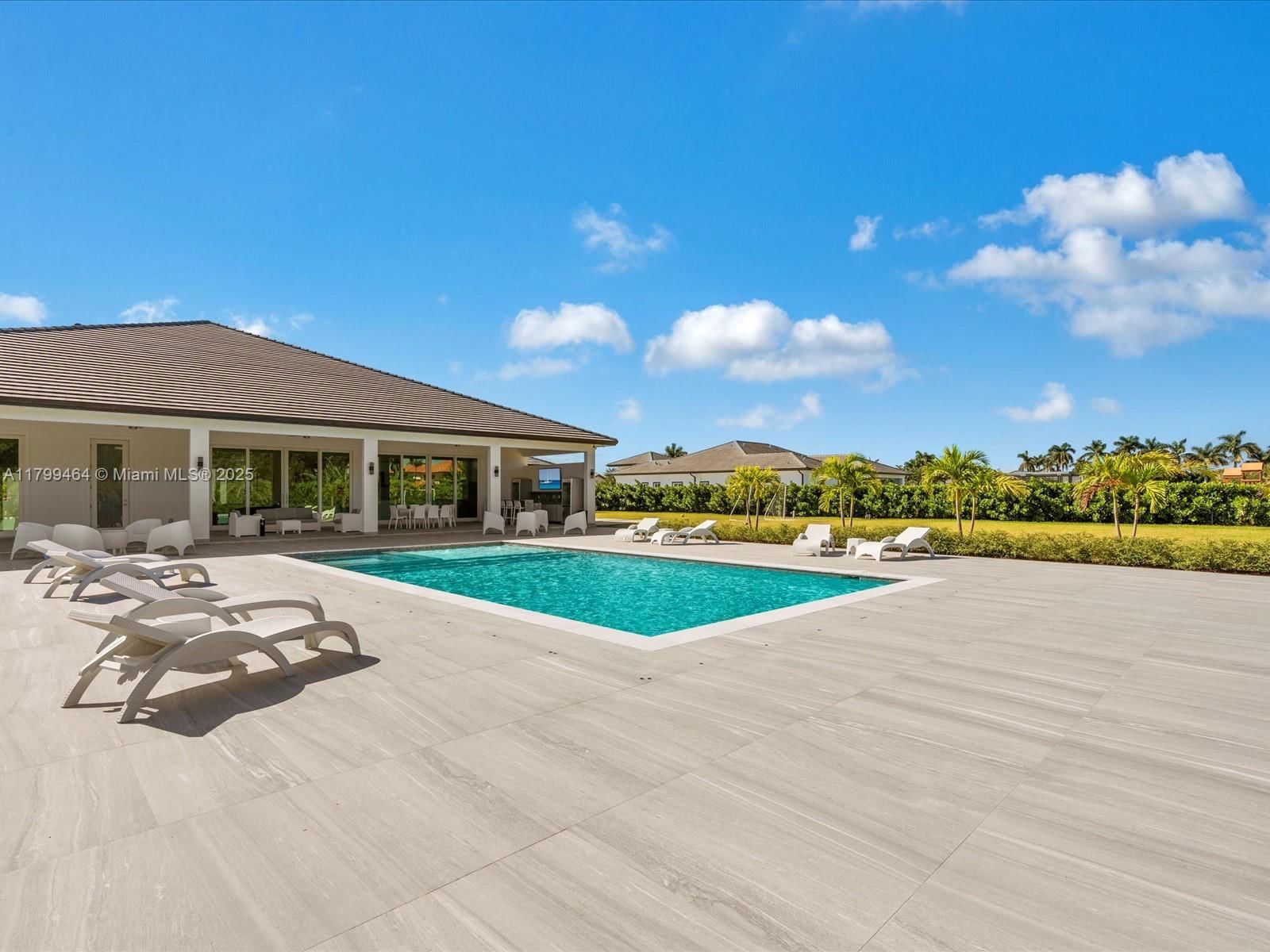 Real estate property located at 9781 131st St, Miami-dade, Florida Fruit Lands Co Su, Hialeah Gardens, FL