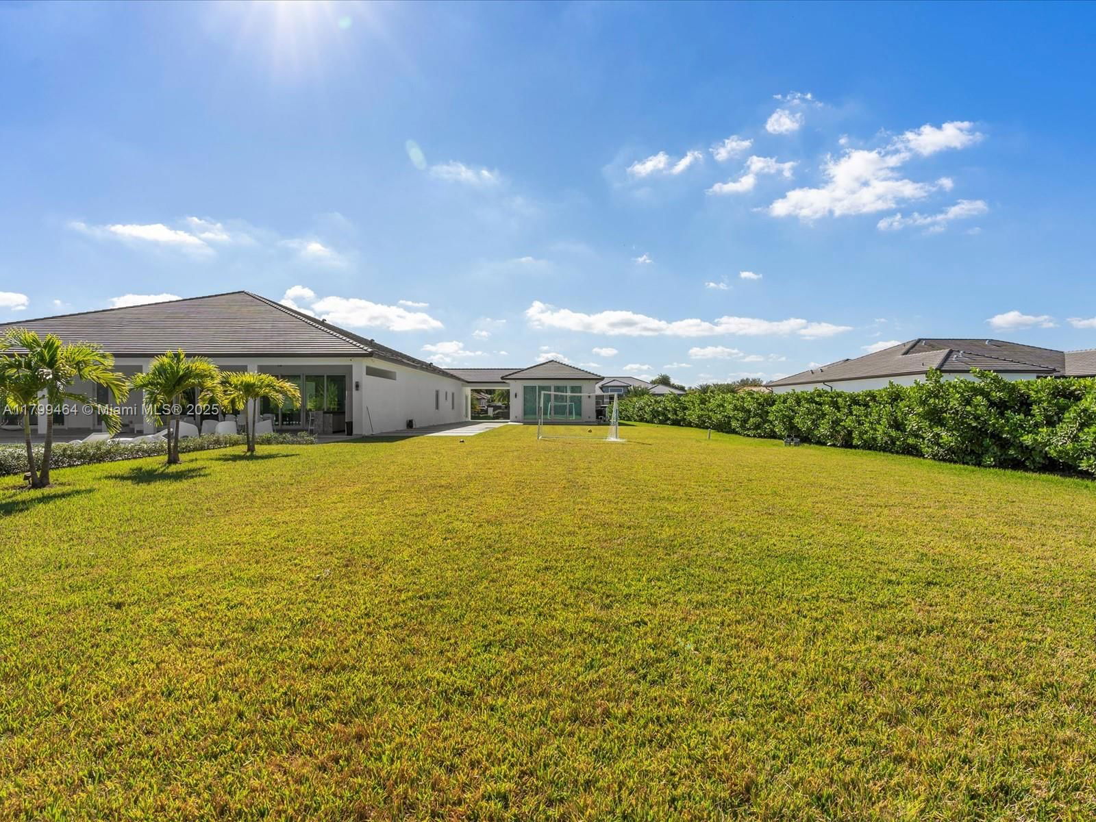 Real estate property located at 9781 131st St, Miami-dade, Florida Fruit Lands Co Su, Hialeah Gardens, FL