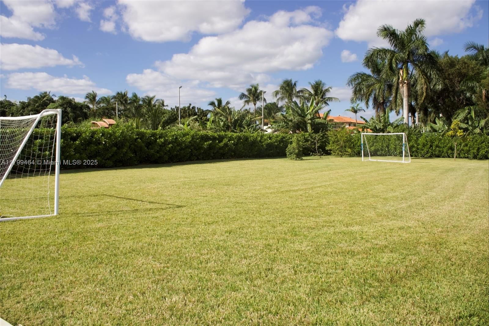 Real estate property located at 9781 131st St, Miami-dade, Florida Fruit Lands Co Su, Hialeah Gardens, FL