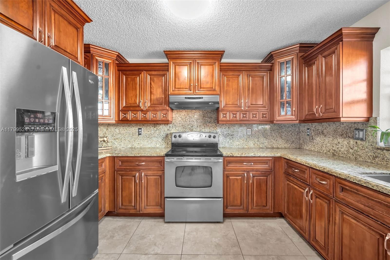 Real estate property located at 9984 162nd Pl, Miami-dade, Forest Lakes Gardens Sec, Miami, FL
