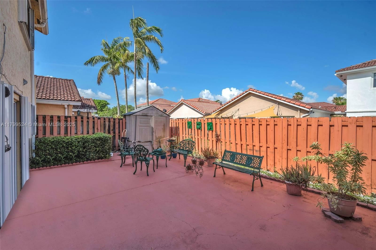 Real estate property located at 9984 162nd Pl, Miami-dade, Forest Lakes Gardens Sec, Miami, FL