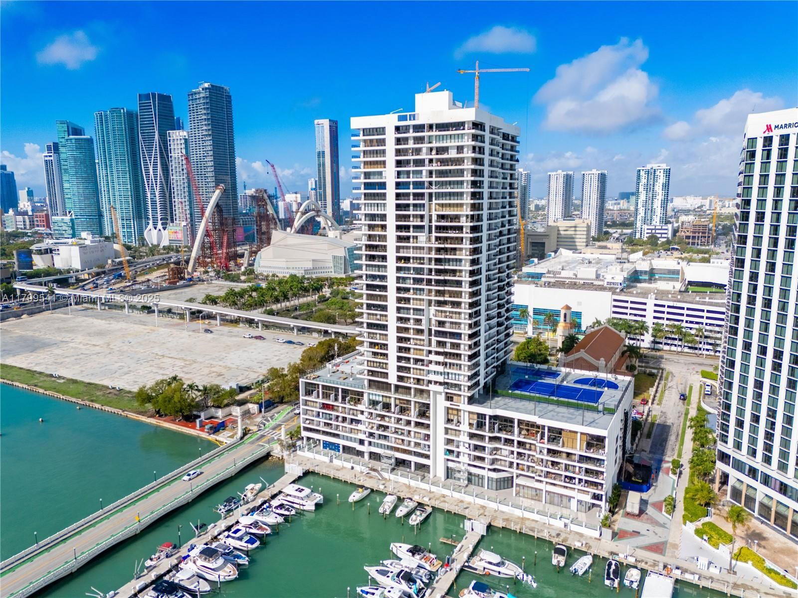 Real estate property located at 555 15th St #508, Miami-dade, Venetia Condo, Miami, FL