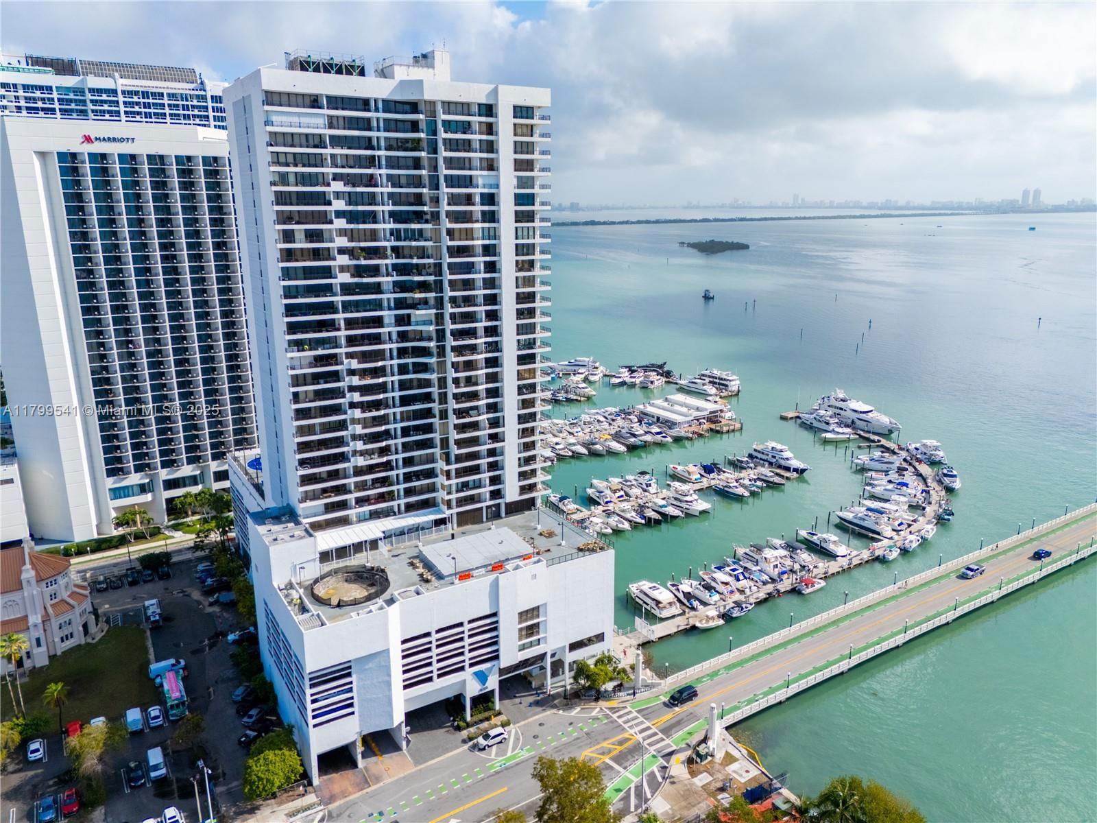 Real estate property located at 555 15th St #508, Miami-dade, Venetia Condo, Miami, FL