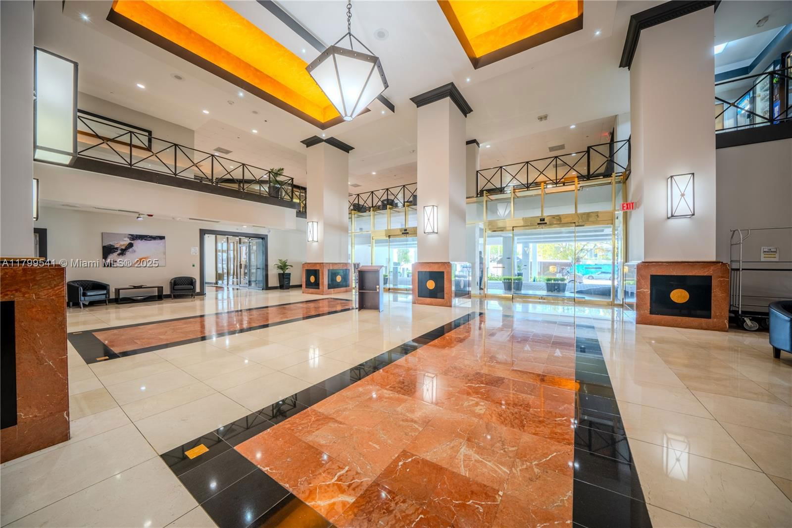 Real estate property located at 555 15th St #508, Miami-dade, Venetia Condo, Miami, FL
